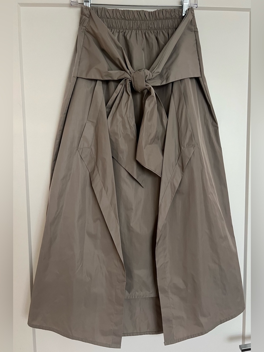 PLANET by Lauren G Nylon Wrap Midi Skirt Front Tie-Waist Taupe Size 2 (10/12)
